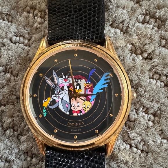 Collectors edition Armitron Looney Tunes watch - Picture 5 of 5